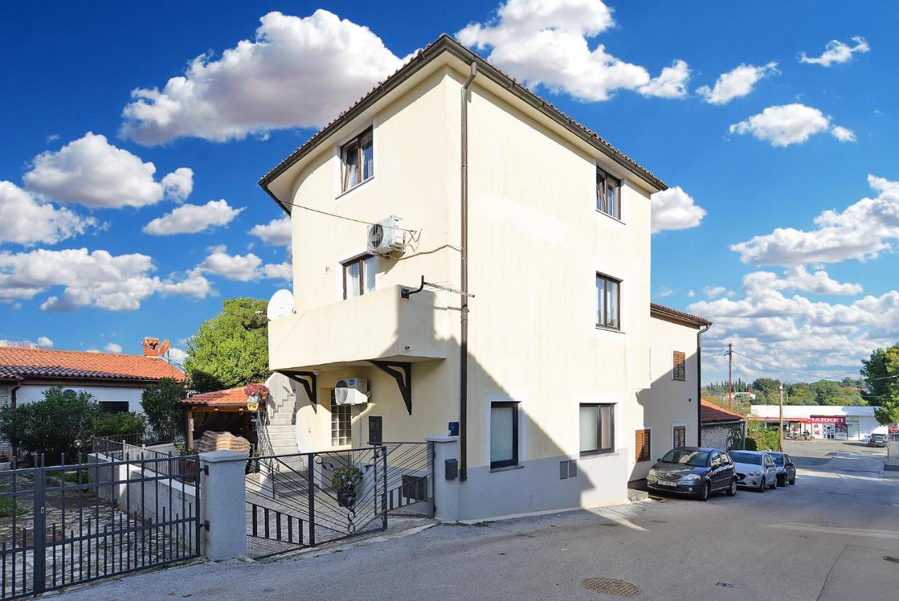 Apartments Jadranka 1279 Pomer Kültér fotó