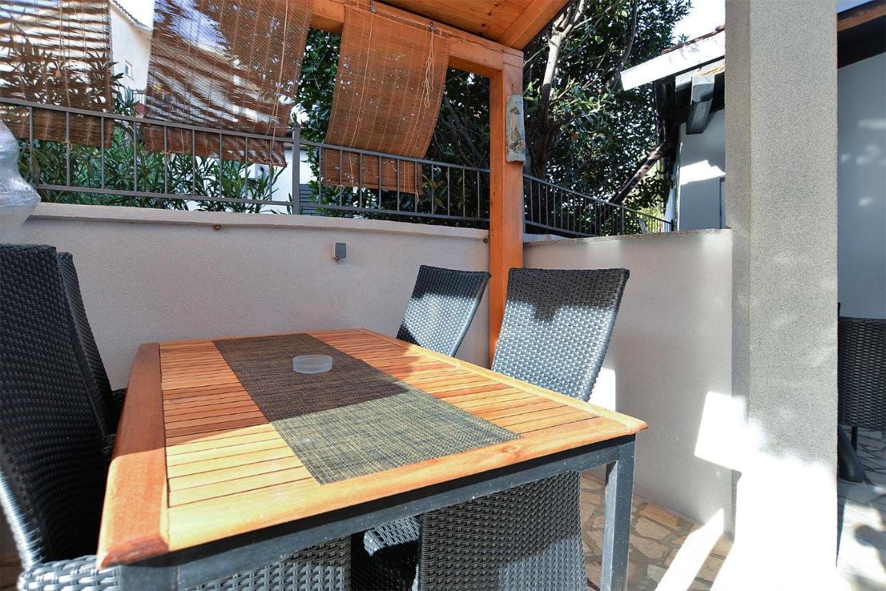 Apartments Jadranka 1279 Pomer Kültér fotó