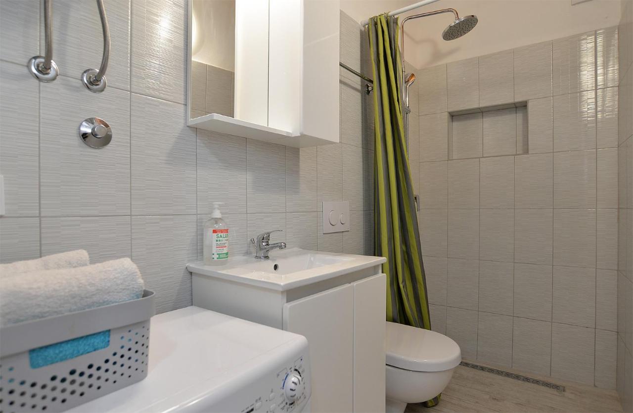 Apartments Jadranka 1279 Pomer Kültér fotó