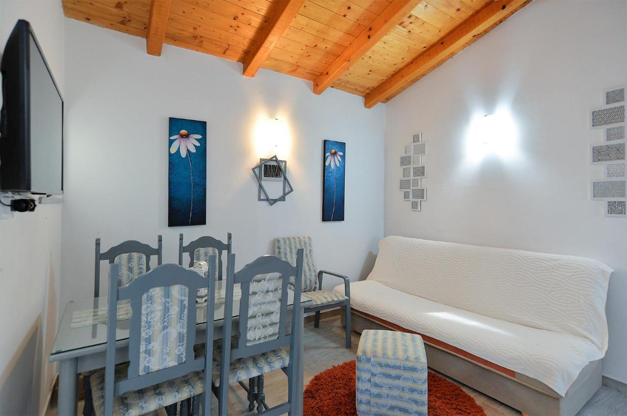 Apartments Jadranka 1279 Pomer Kültér fotó