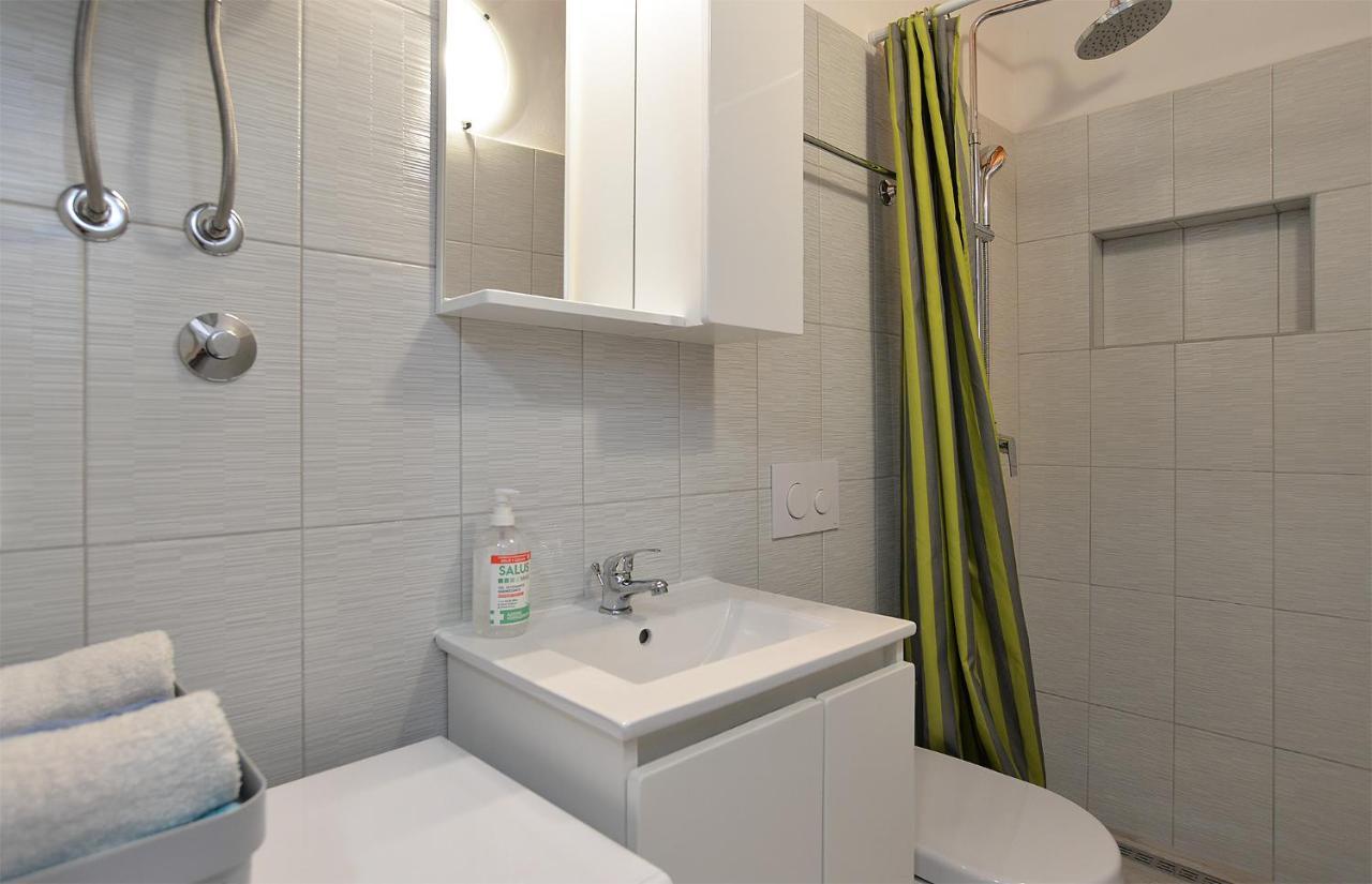 Apartments Jadranka 1279 Pomer Kültér fotó