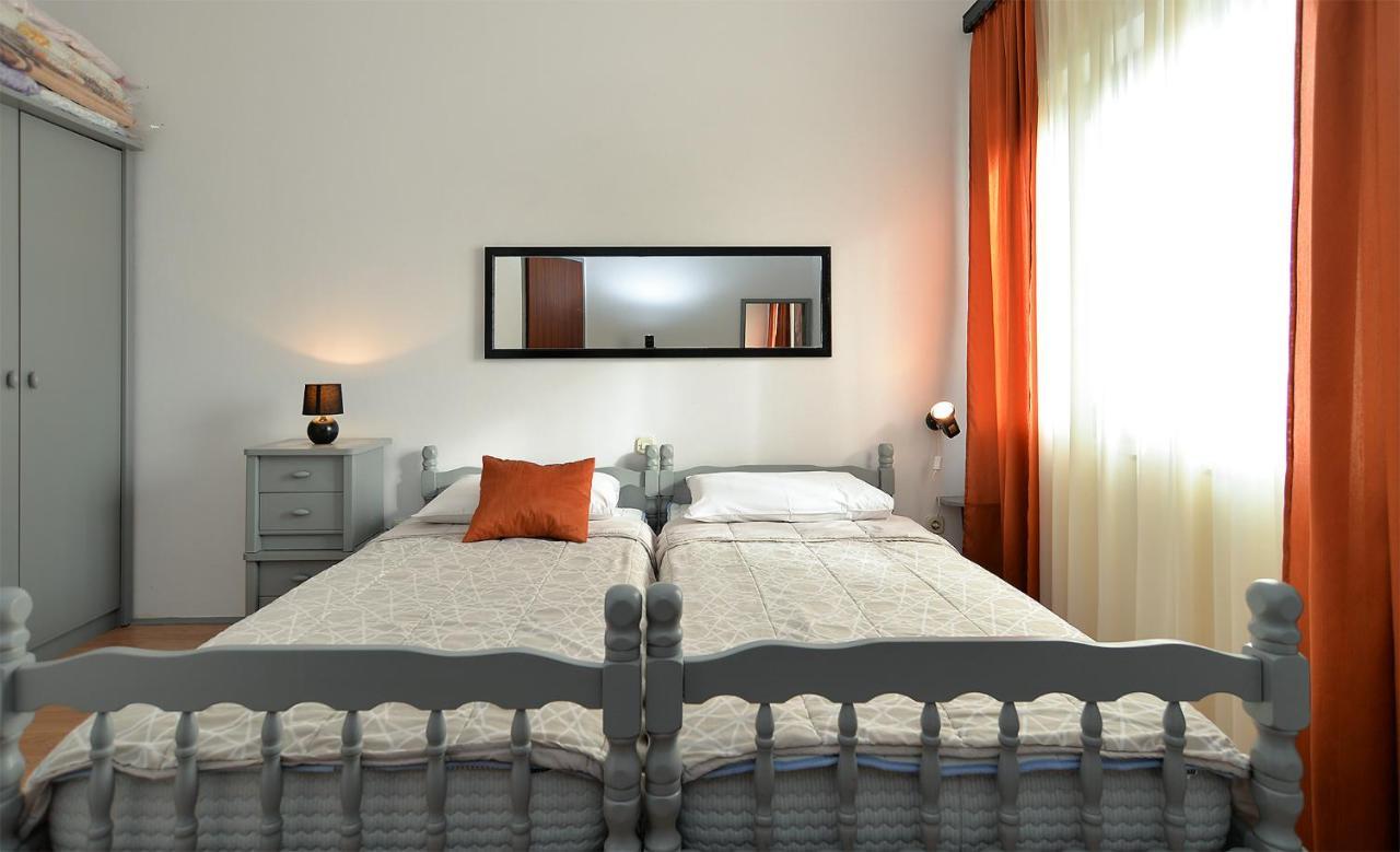 Apartments Jadranka 1279 Pomer Kültér fotó