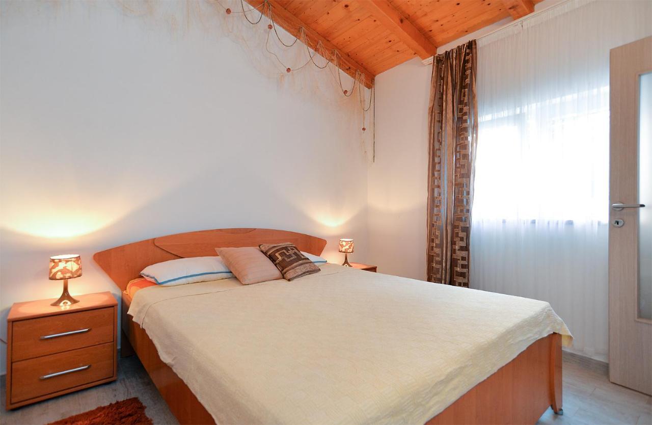 Apartments Jadranka 1279 Pomer Kültér fotó