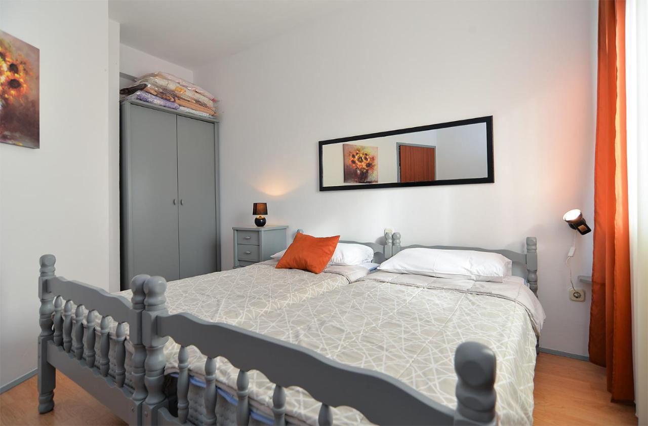 Apartments Jadranka 1279 Pomer Kültér fotó