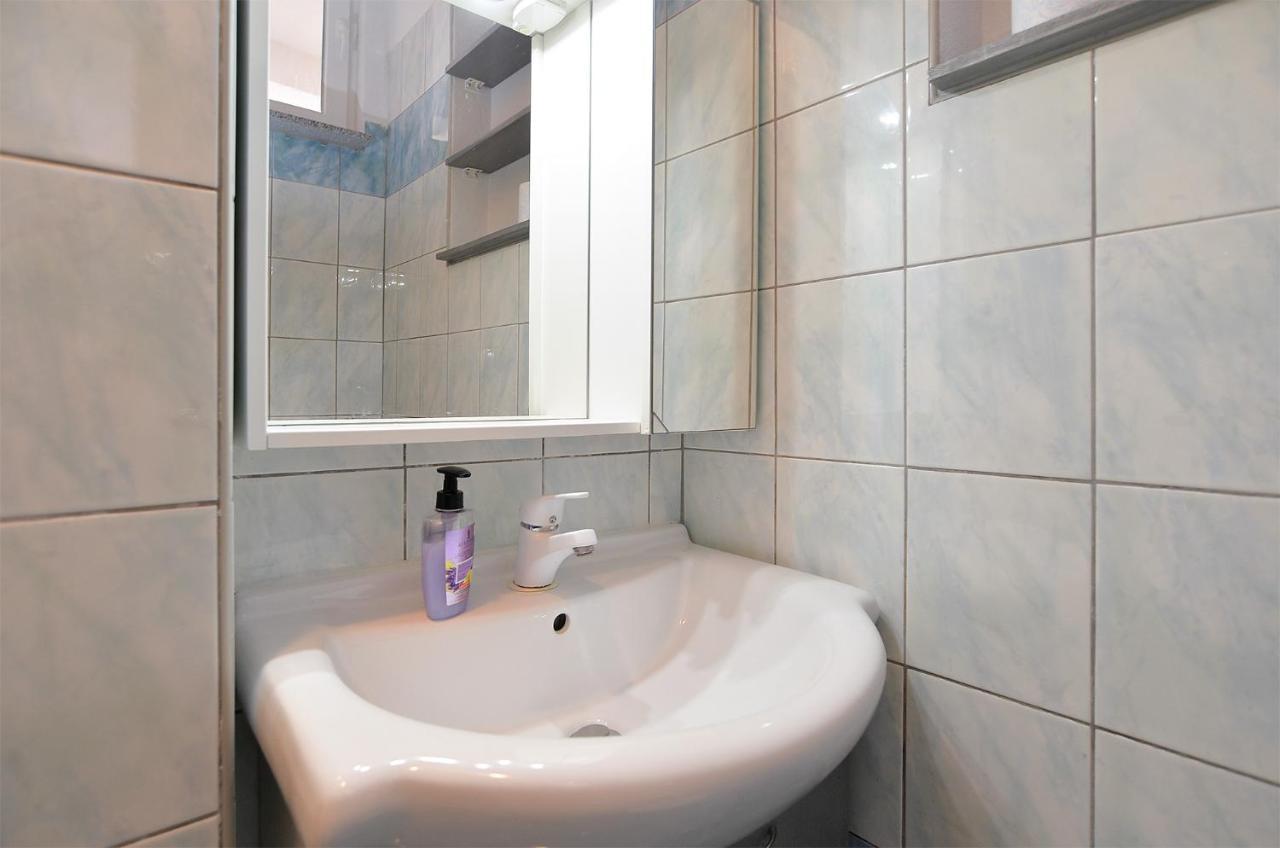 Apartments Jadranka 1279 Pomer Kültér fotó